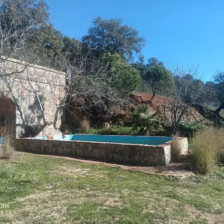 Bonita Casa Rural Sierra Norte El Pedroso Exterior photo