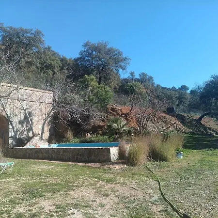 Bonita Casa Rural Sierra Norte El Pedroso Exterior photo